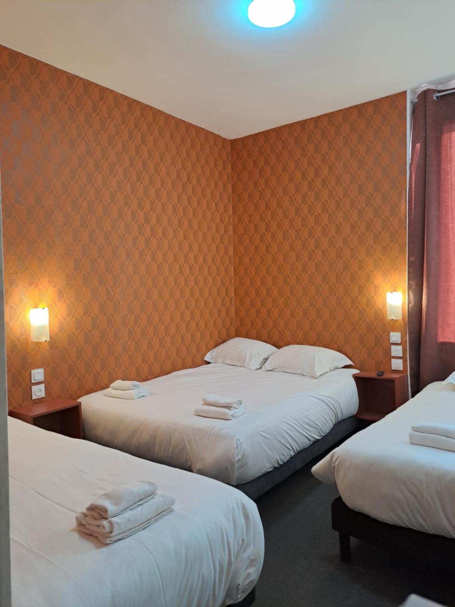 Hotel Le Celtic Montlucon Exterior photo